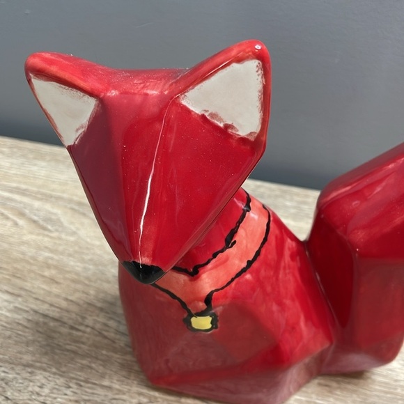 Hand Painted Red Ceramic Fox Figurine - Picture 2 of 7